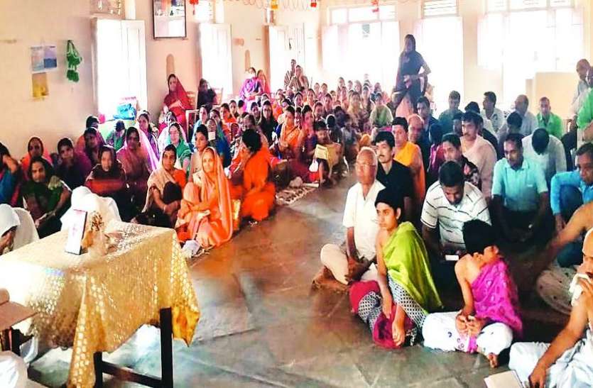 alirajpur news धार्मिक जयकारों के साथ पर्युषण पर्व प्रारंभ