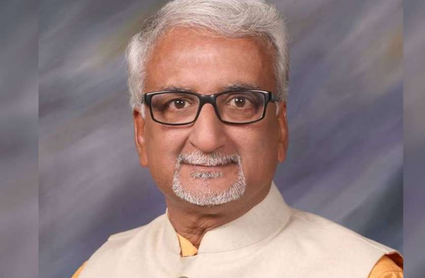 Atul Agrwal आईएमए चुनावी घमासान शुरू, डॉक्टर अतुल ने किया पहला नामांकन