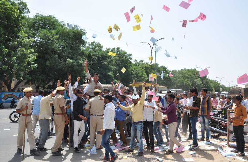 election 2018 in barmer छात्रसंघ चुनाव: बाड़मेर सहित जिले के 7 स्थानों पर धारा 144 लागू, प्रदर्शन व सभा पर रोक