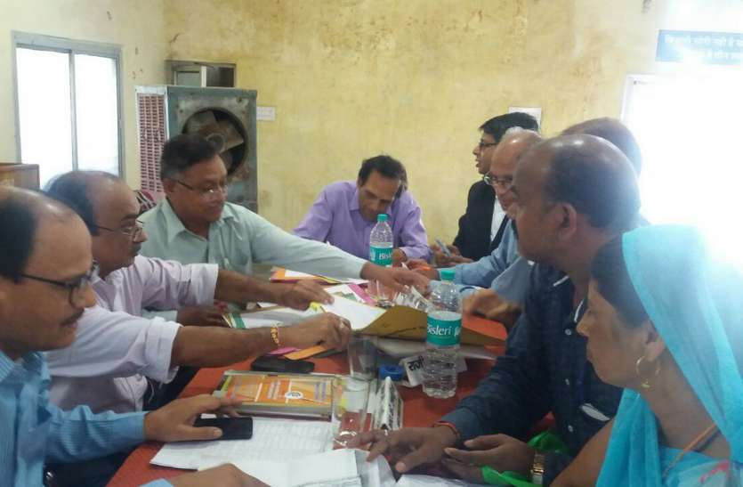 bijli bill,12year, justice 12 साल लड़ी लड़ाई तब मिला न्याय, 2.25 लाख का बिल हो गया 75 हजार का
