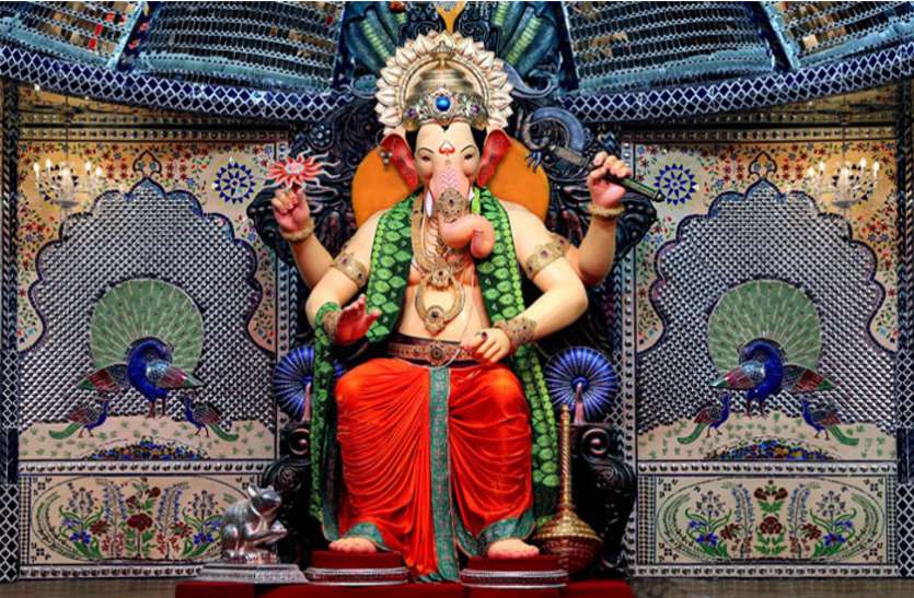Ganesh Chaturthi 2018 Ganesh Chaturthi 2018- खुशियों के रथ पर सवार होकर रिद्धि-सिद्धि की वर्षा करेंगे गजानन