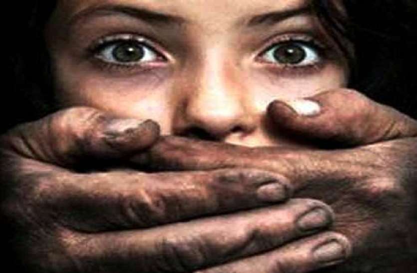 hospital,kidnapping,Doctor, नर्स के अपहरण की कोशश, अस्पताल के डॉक्टरों पर संदेह