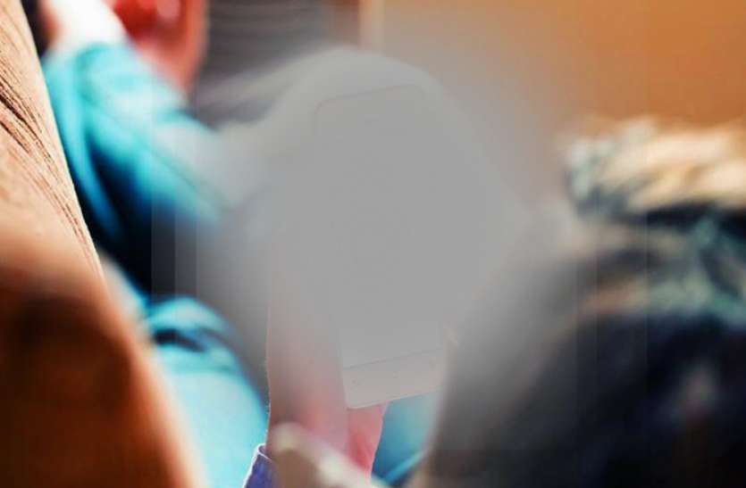 mobile पत्नी ने मोबाइल से डिलीट कर दी ये चीज, नशे में आया पति अौर कर दी हत्या