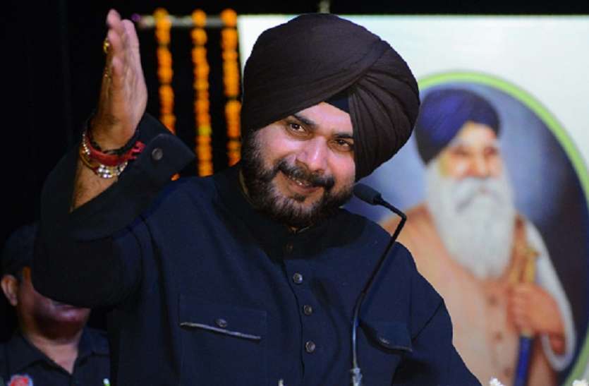 Navjot Singh Sidhu करतारपुर गलियारा खुला तो खुश हुए सिद्धू, बोले- देखो मेरे दोस्त इमरान खान ने कमाल कर दिया