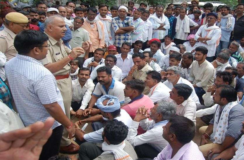 sirohi समझाइश पर माने परिजन, उठाया शव