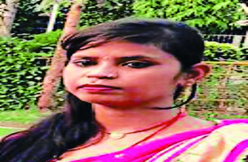 woman death news पति डालता था ये गलत काम करने का दबाव, पत्नी ने दे दी अपनी जान