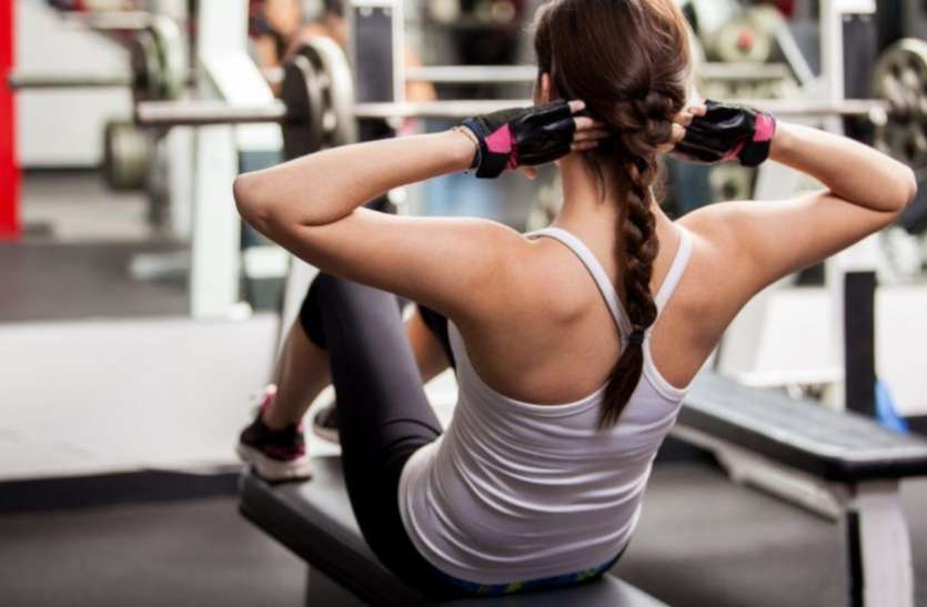 Fashion,yoga,lifestyle,meditation,exercise,Health,Gym,health tips in hindi,lifestyle tips in hindi,fashion tips in hindi, ‘मोमो चैलेंस’ के बाद आया ‘फिटनेस चैलेंज’, युवा ऐसे कर रहे हैं पूरा