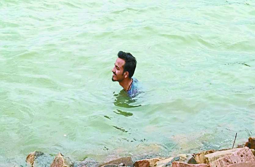 man dead दोस्त ने अर्पित को सूर्य मंदिर जाने के लिए किया फोन,फिर बॉडी मिली तिघरा में,ये है पूरी कहानी