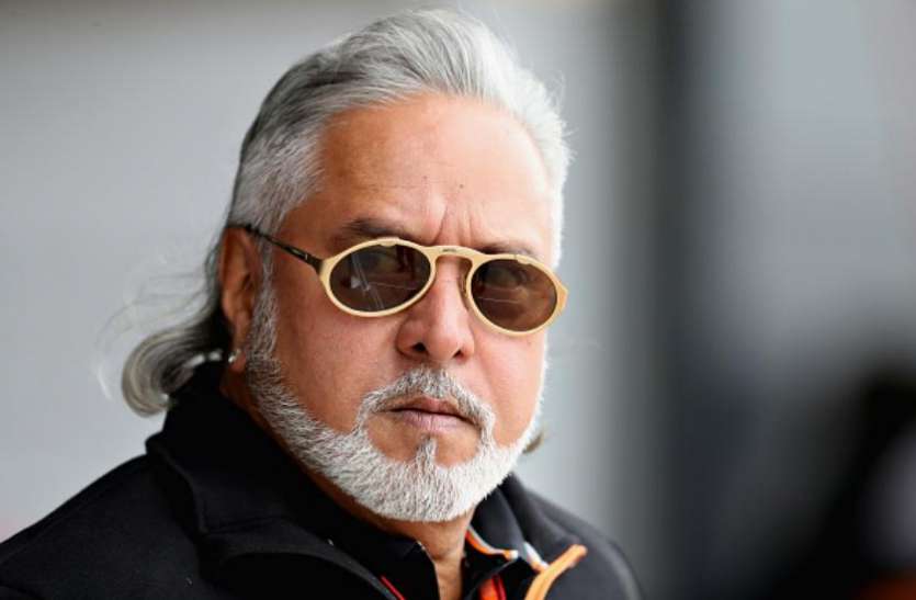 VIJAY MALLYA भारत-इंग्लैंड का टेस्ट मैच देखने स्टेडियम पंहुचा भगोड़ा विजय माल्या, फिर जो हुआ खुद ही देख लीजिए