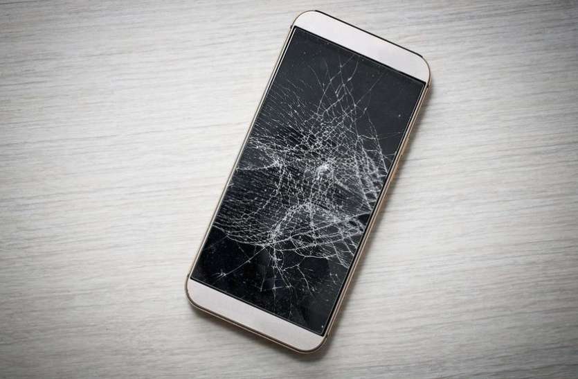 mobile 10 रुपये की इस चीज से जोड़ सकते हैं टूटे फोन की स्क्रीन, जानें तरकीब