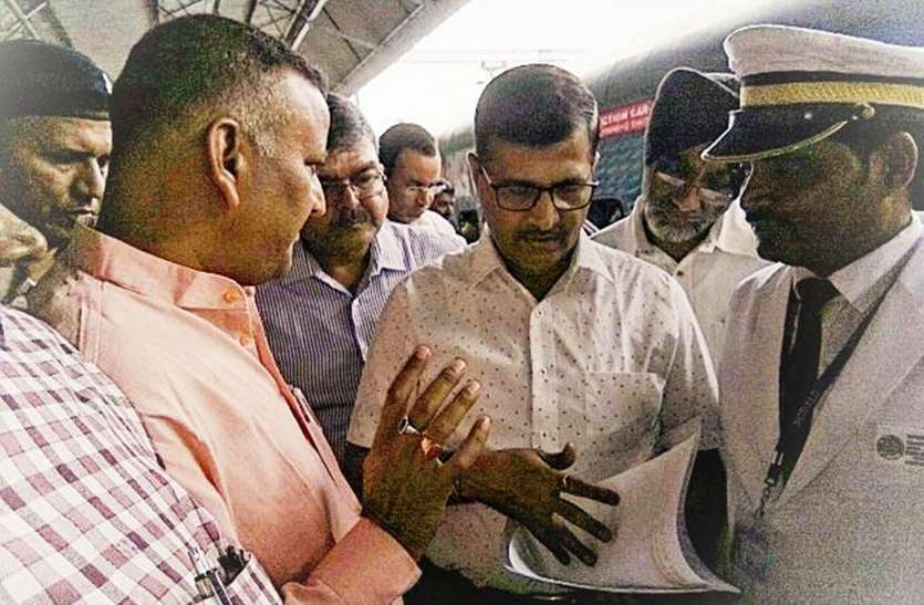 Lohani said construction of Kanpur Central Station would be construct सुरक्षा और सरंक्षा पर रेलवे का फोकस, सेंट्रल स्टेशन का होगा कायाकल्प