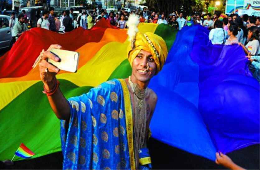 lgbt file photo धारा 377 पर फैसले के बाद प्रेम के सातों रंगों को मिली लोकतंत्र के आसमान में जगह