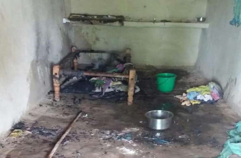 Mobile blast बेटे के कमरे में रख आई थी CM की मोबाइल, धमाके की आवाज सुन दौड़कर पहुंची तो फटी रह गई आंखें