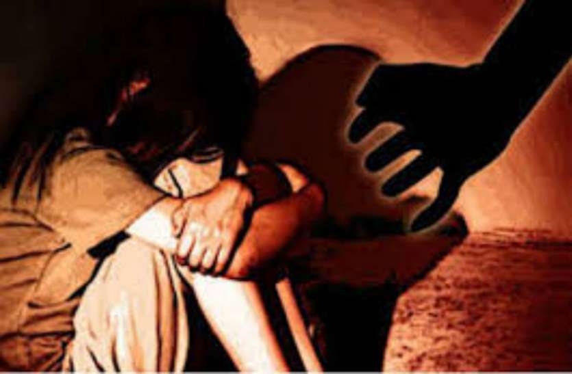 crime 10 रुपए का लालच देकर बच्ची से दरिंदगी का प्रयास