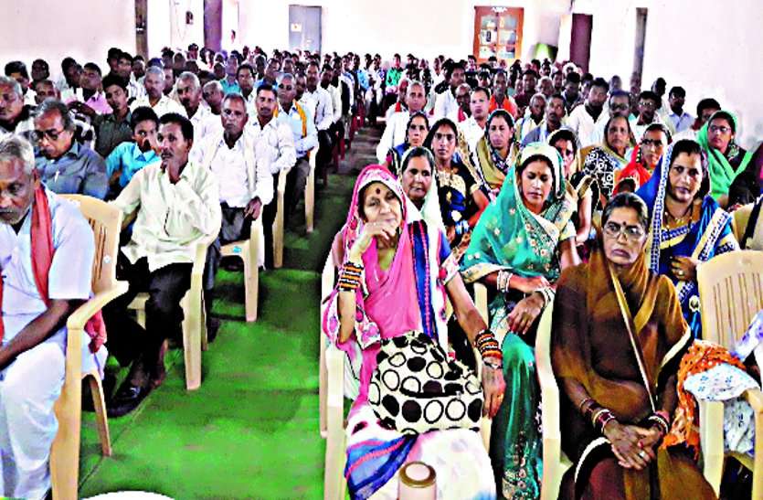 system स्वयं का मूल्यांकन करते समय आप तुलना किससे कर रहे है यह आपके सोच को प्रदर्शित करता है