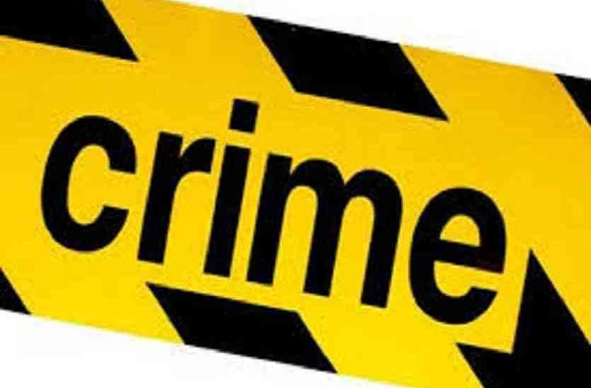 crime in udaipur अवधि पार नोटरी सील उगल रही नोट... नियम विरुद्ध कई लगा रहे अवधि पार नोटरी सील-ठप्पे