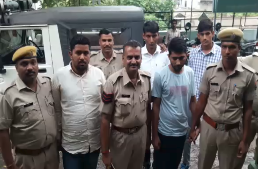 fake candidates Clerk Grade II Exam 2018 : राजस्थान में पकड़े गए कई फर्जी अभ्यर्थी, 10 हजार रुपए के लिए अभ्यर्थी की जगह परीक्षा देने बिहार से आया युवक