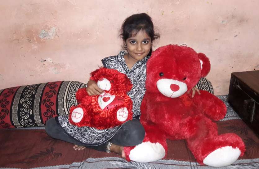 world teddy bear day सॉफ्ट और क्यूट से यह खिलौने बन रहे बच्चों की पसंद