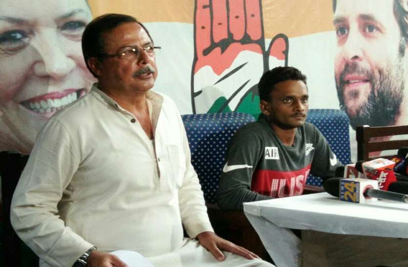ajay singh सीएम के रथ पर पथराव के आरोपी ने पुलिस की कहानी बताई झूठी