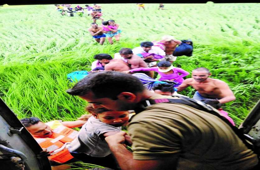 huge rain in gwalior chambal region 36 rescued by army
