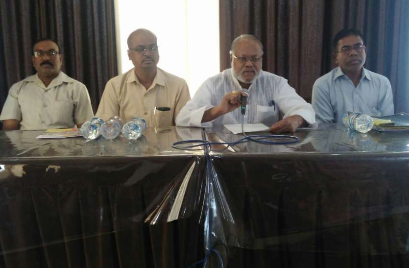press conference आदिवासी विकास परिषद निकालेगा सत्ता परिवर्तन संदेश यात्रा