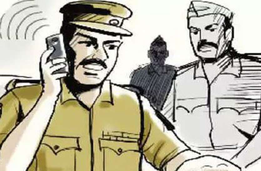 police SC-ST ACT : यूपी में इस IAS के खिलाफ स्टेनो ने पुलिस को दी शिकायत, राष्ट्रपति को भी भेजा पत्र