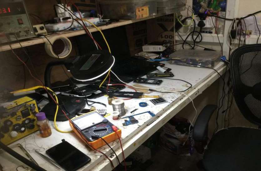 mobile सर्विस सेंटर में अपना फोन देने से पहले जरूर रखें इन बातों का ध्यान