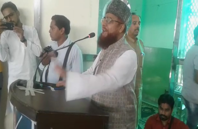 muslim maulana शिया वक्फ बोर्ड के चेयरमैन वसीम रिजवी को मौलानाओं ने बताया, RSS का एजेंट