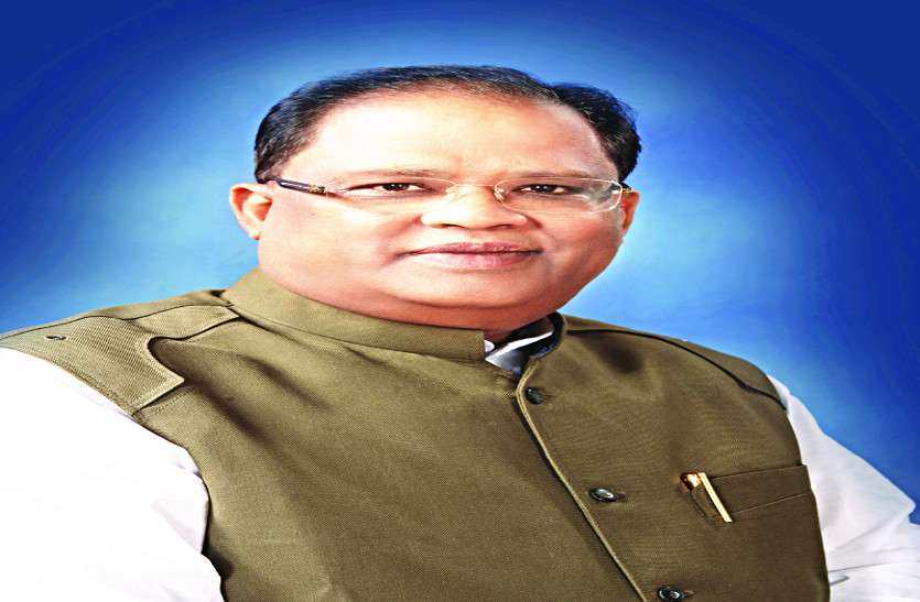amar agarwal पीएम नरेन्द्र मोदी की वजह से 1 दिन आगे बढ़ा मंत्री अमर अग्रवाल का जन्मदिन, ये है वजह