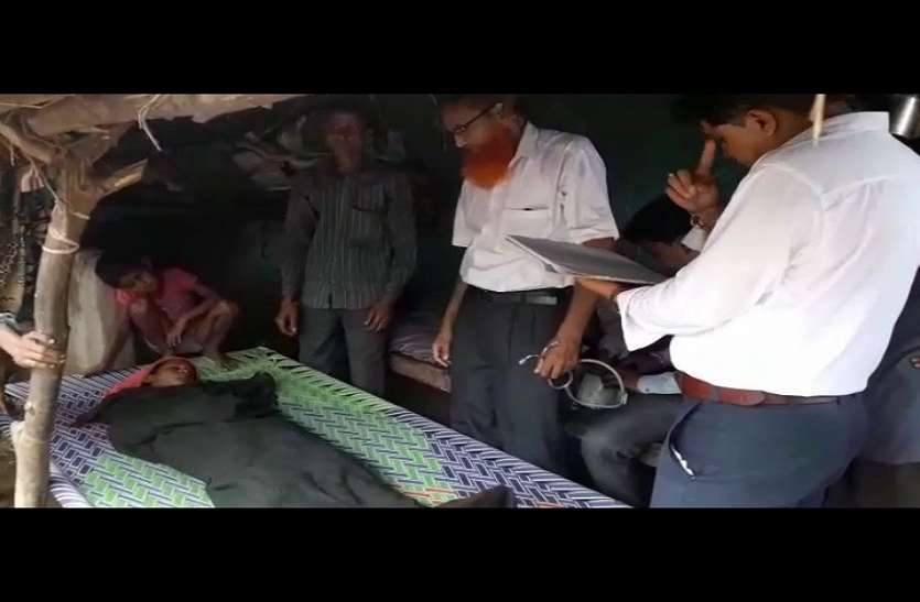 moradabad यूपी के इस जिले में बाढ़ के बाद अब बुखार का कहर, हर घर में बेड पर तड़प रहे मरीज