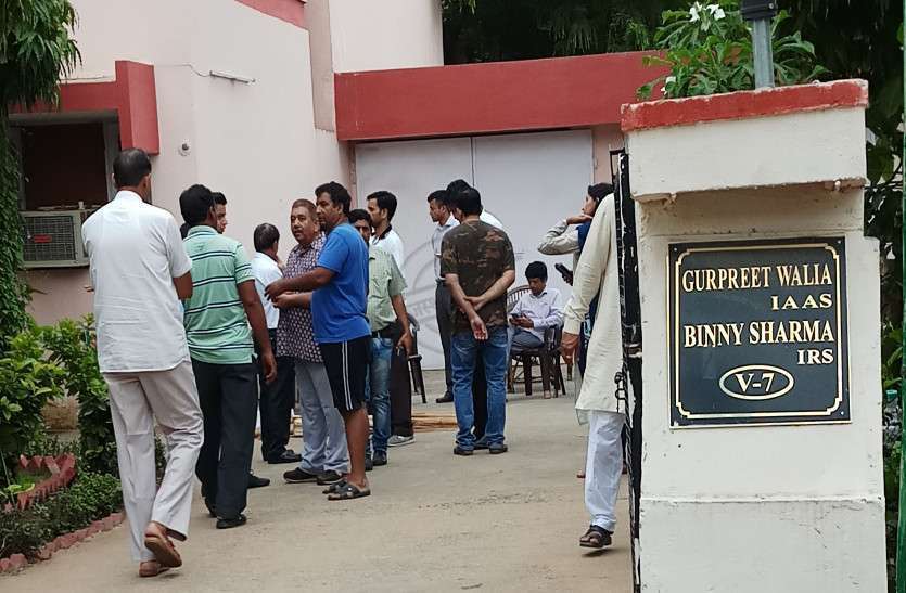 jaipur जिसे पुलिस तलाश रही, वह पत्रिका से बोली...
