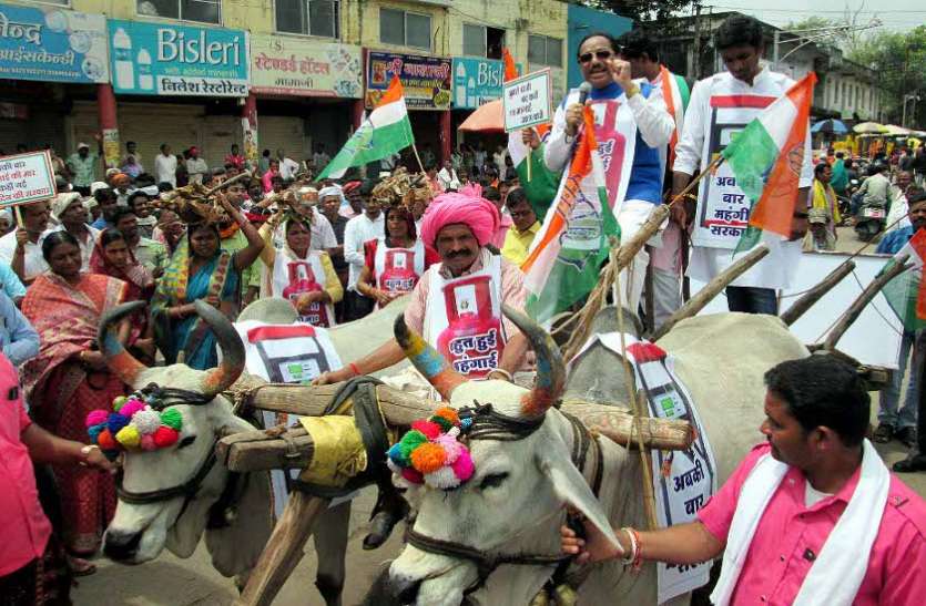 jj आधे दिन के बंद में सरकार को घेरते रहे कांग्रेसी
