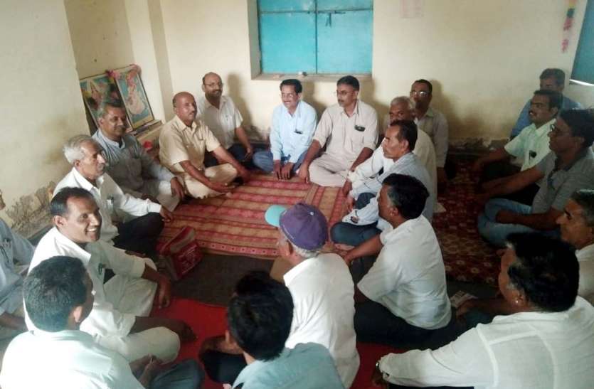 jaisalmer शिक्षकों की समस्याओं पर हुई चर्चा