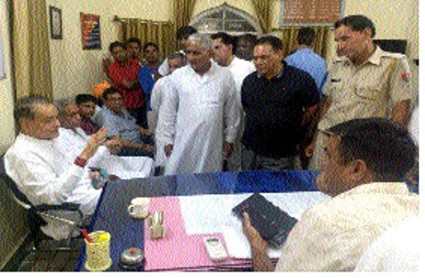 robbery सीसीटीवी फुटेज में चौटाला की तरफ जाते दिखे लुटेरे
