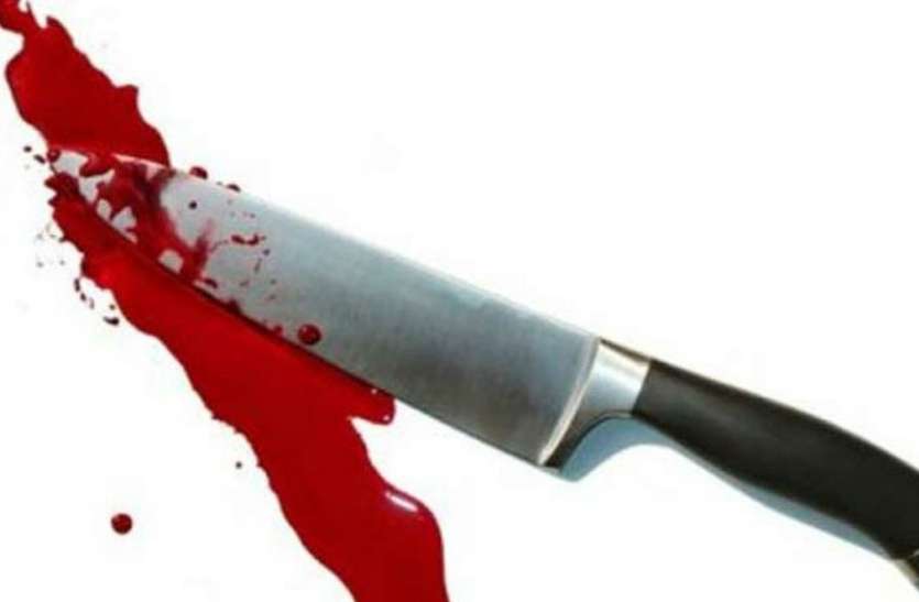 a girl killed her lover chopped off her private part after fight नैरोबी: संबंधों में आई दरार तो लड़की ने प्रेमी को उतारा मौत के घाट, प्राईवेट पार्ट को काटकर किया फ्लश