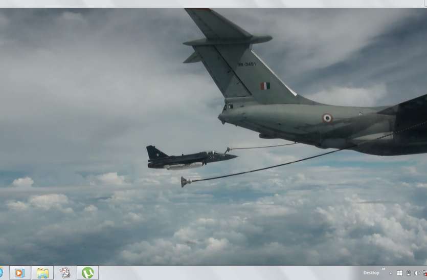 tejas तेजस में हवा में ही भरा ईंधन