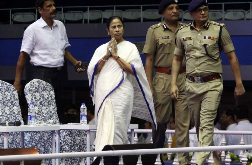 Kolkata West Bengal राज्य की 28 हजार पूजा कमेटियों को सरकार देगी 10-10 हजार
