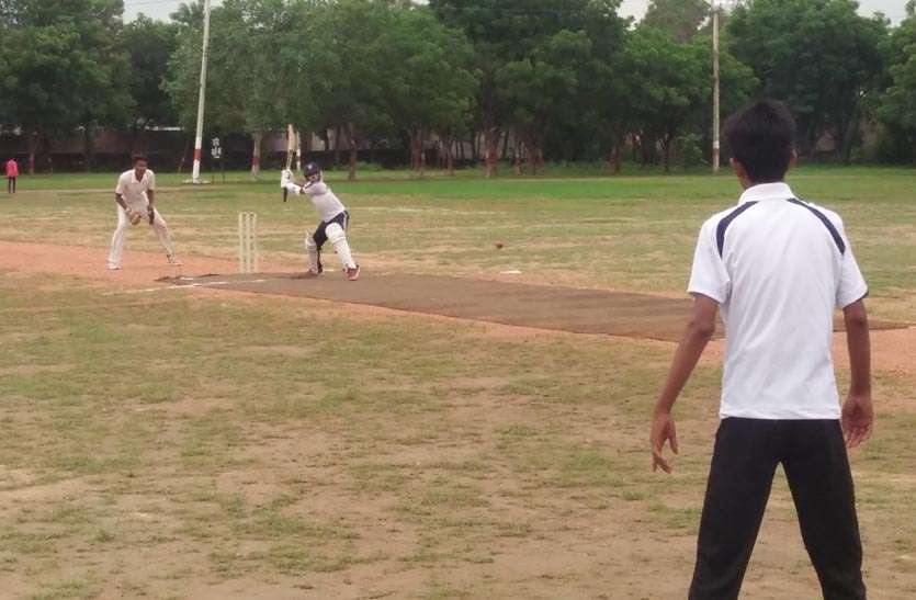 Cricket वनस्थली बनी क्रिकेट में चैम्पियन