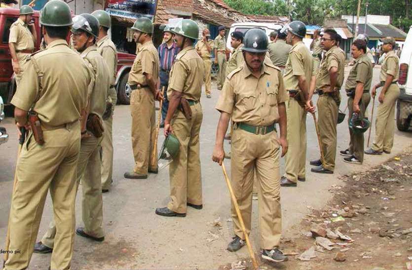 bharat bandh भारत बंद : सुरक्षा को ध्यान में रखकर तैनात किए 1000 पुलिस बल, स्कूलों की हुई छुट्टी