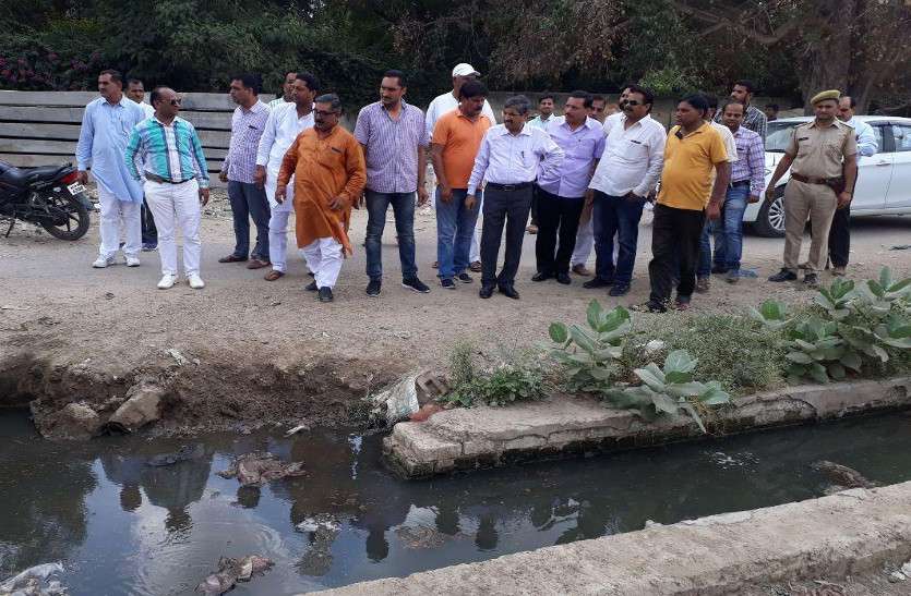 UIT सियासत गहराई, सभापति चांडक पावर लैस!