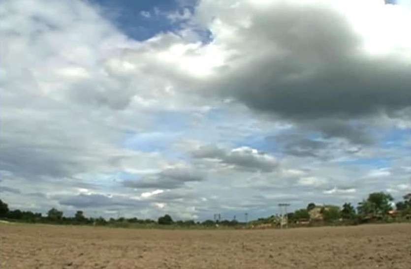 mausam कमजोर सिस्टम की वजह से बादल खेल रहे आंख-मिचोली, कुछ दिनों तक एेसा होगा मौसम