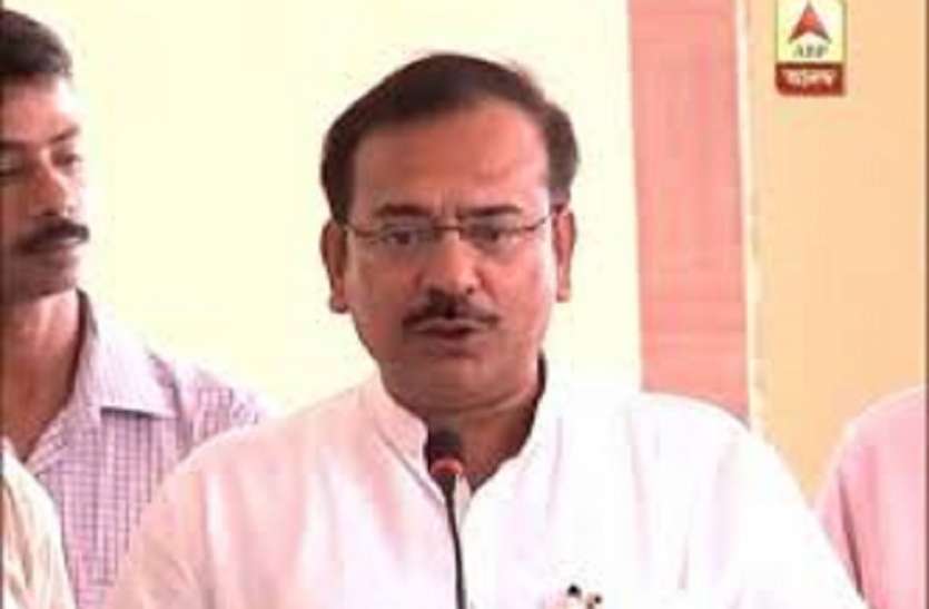 Kolkata West Bengal लोक निर्माण विभाग में बहुत से मीरजाफर
