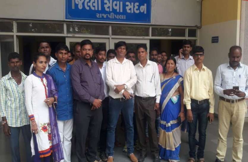 surat file photo गरुडेश्वर की दयानंद सरस्वती आश्रम स्कूल की मान्यता रद्द करने की मांग