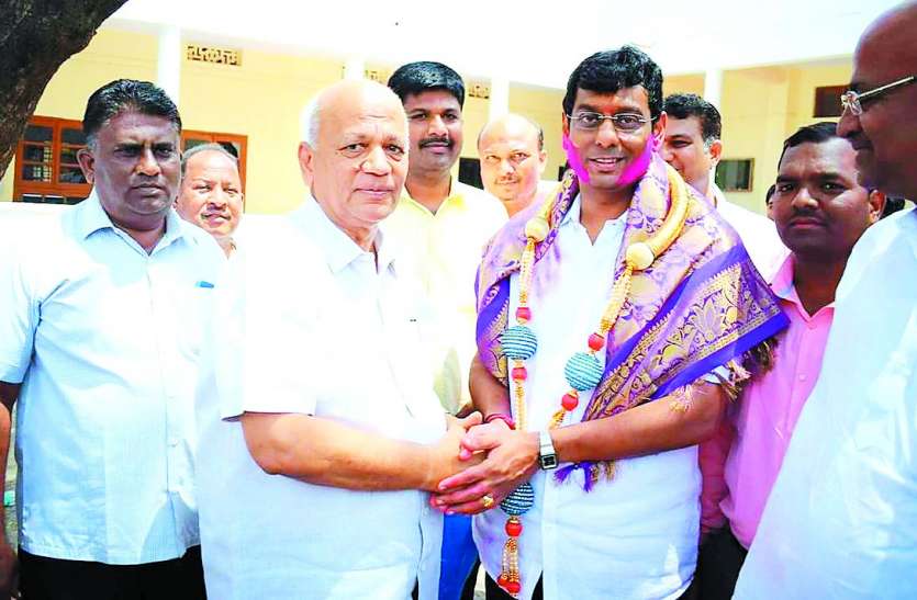 vijaypur bypoll कर्नाटक में भाजपा को झटका, कांग्रेस जीती