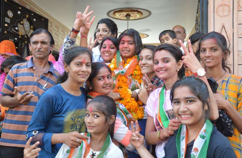 First time in the girls' college, the NSUI won छात्रसंघ चुनाव 2018: कन्या महाविद्यालय में पहली बार एनएसयूआई ने पहराया जीत का परचम
