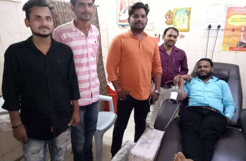 Rape victim 4.1 gm was hemoglovin God become blood donor 4.1 ग्राम हो गया था हिमोग्लोविन, फरिश्ता बनकर आए शंकू