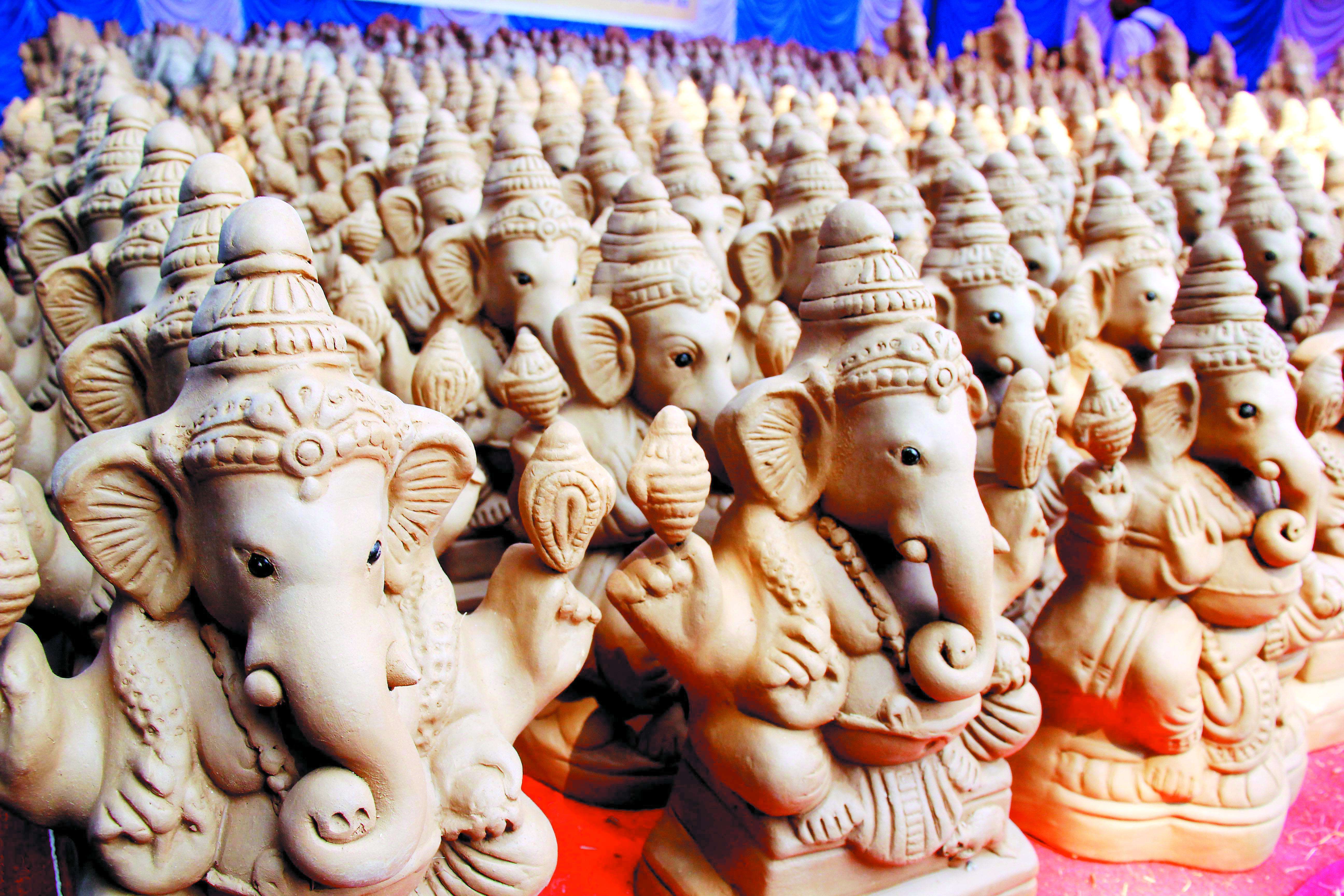 ganesh idol ganesh idol