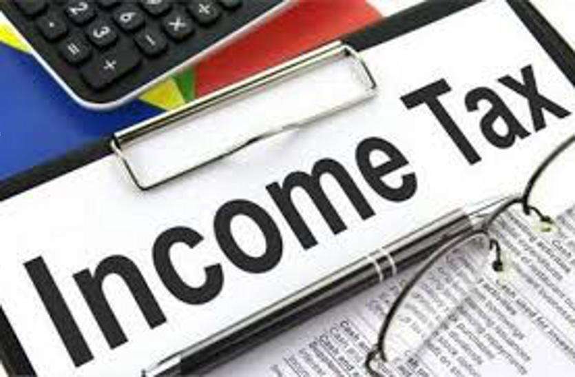 income tax डाटा एन्ट्री ऑपरेटरों के यहां आयकर छापे, 19 करोड़ जब्त