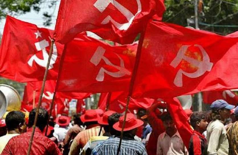 d केरल बाढ़ पीड़ितों की मदद के लिए सीपीएम ने जुटाए 23 लाख रुपए, भाजपा पर हमले का आरोप
