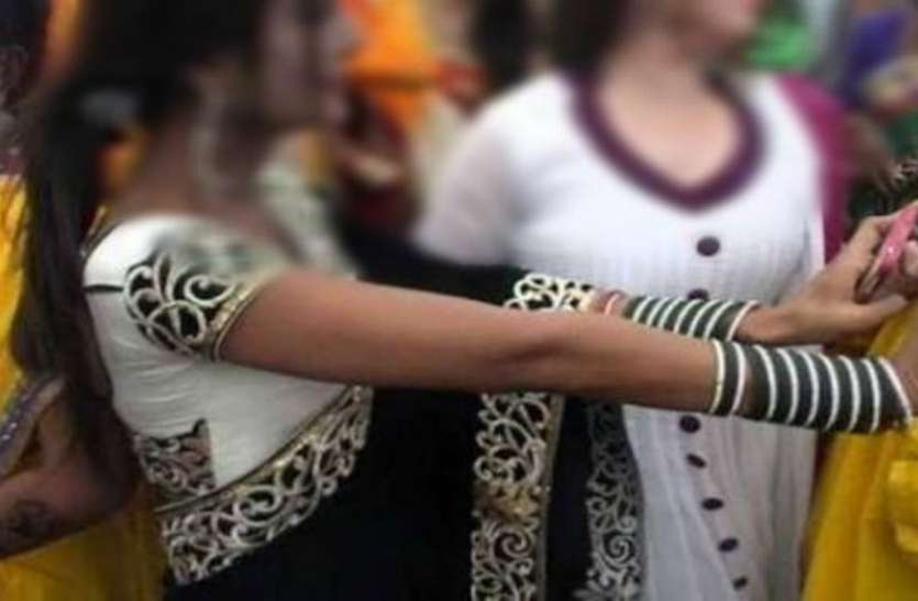 trangender जबरन युवक को उठाकर ले गए किन्नर, करवाने लगे ऐसा काम, फिर एक दिन मौका पाकर कर दिया यह हाल